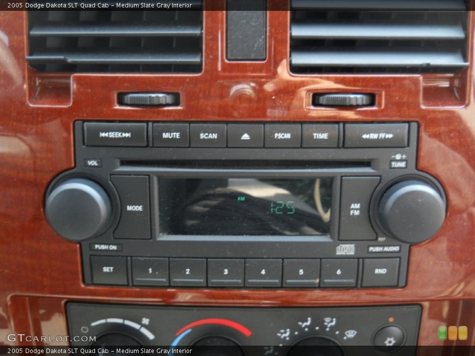 Medium Slate Gray Interior Audio System for the 2005 Dodge Dakota SLT Quad Cab #54150537