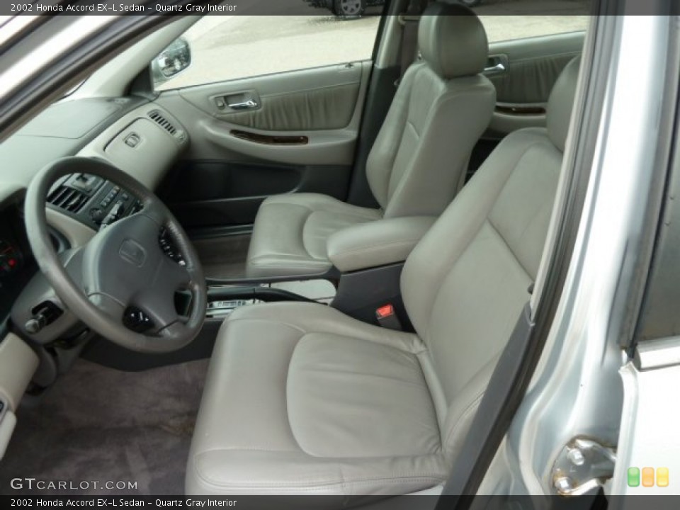 Quartz Gray Interior Photo for the 2002 Honda Accord EX-L Sedan #54155961