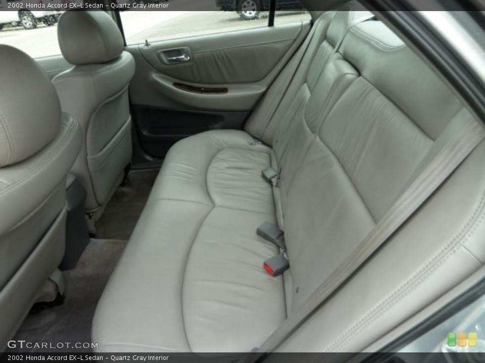 Quartz Gray Interior Photo for the 2002 Honda Accord EX-L Sedan #54155970