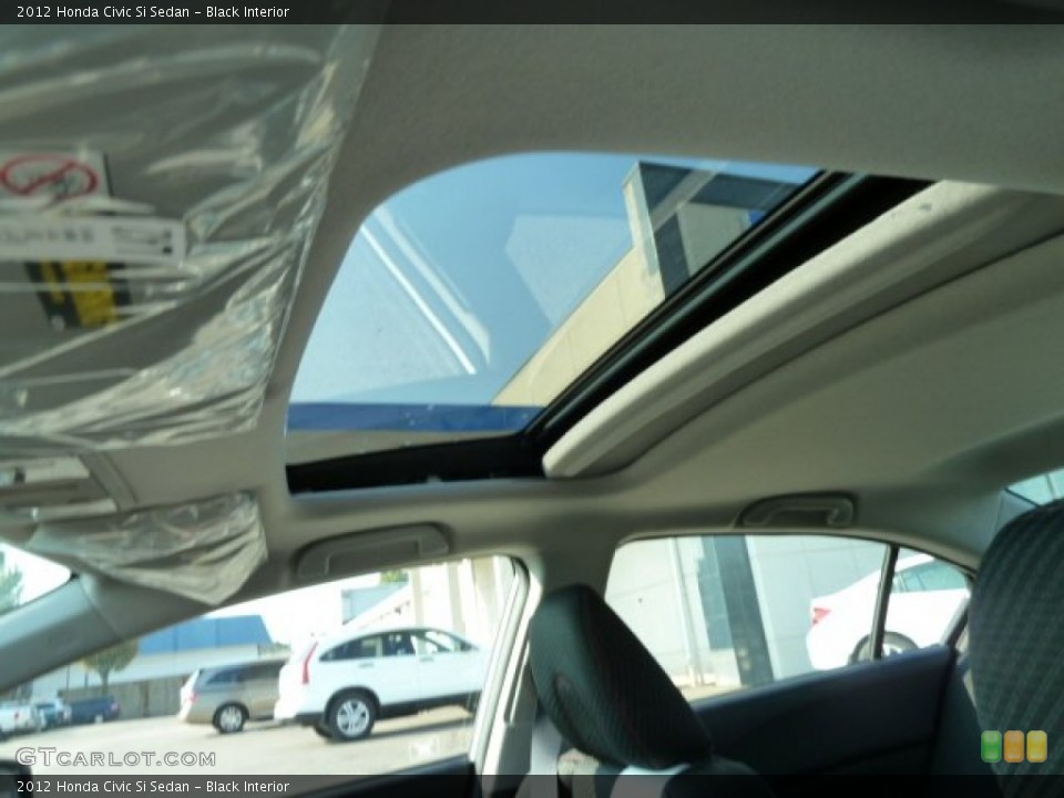 Black Interior Sunroof for the 2012 Honda Civic Si Sedan #54157737