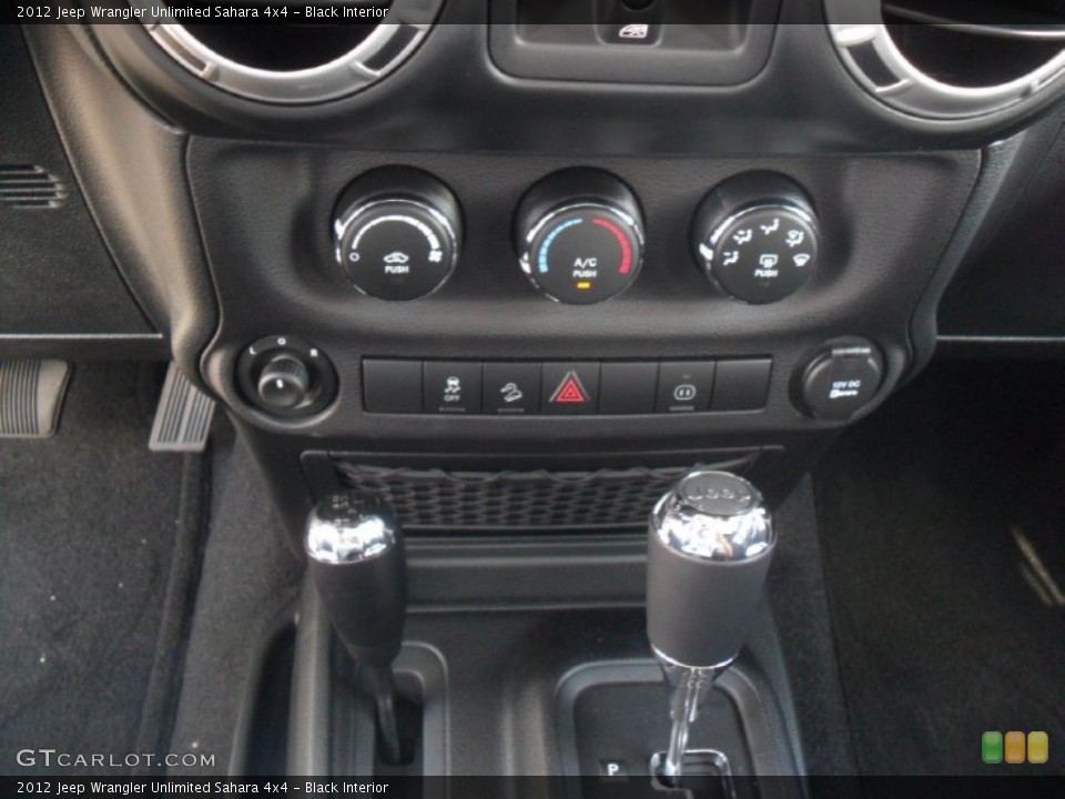 Black Interior Controls for the 2012 Jeep Wrangler Unlimited Sahara 4x4 #54164148