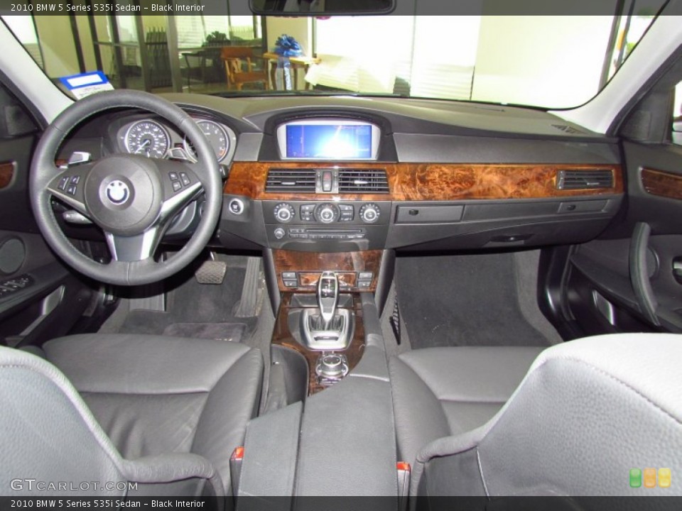 Black Interior Dashboard for the 2010 BMW 5 Series 535i Sedan #54165048