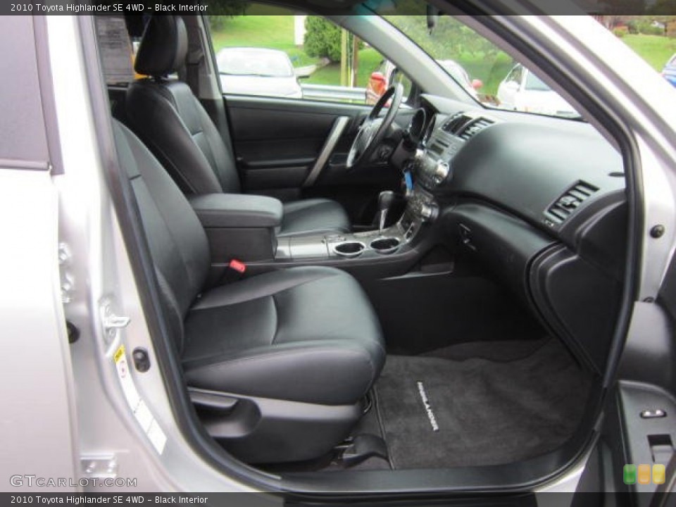 Black Interior Photo for the 2010 Toyota Highlander SE 4WD #54166612