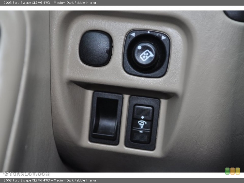 Medium Dark Pebble Interior Controls for the 2003 Ford Escape XLS V6 4WD #54167941