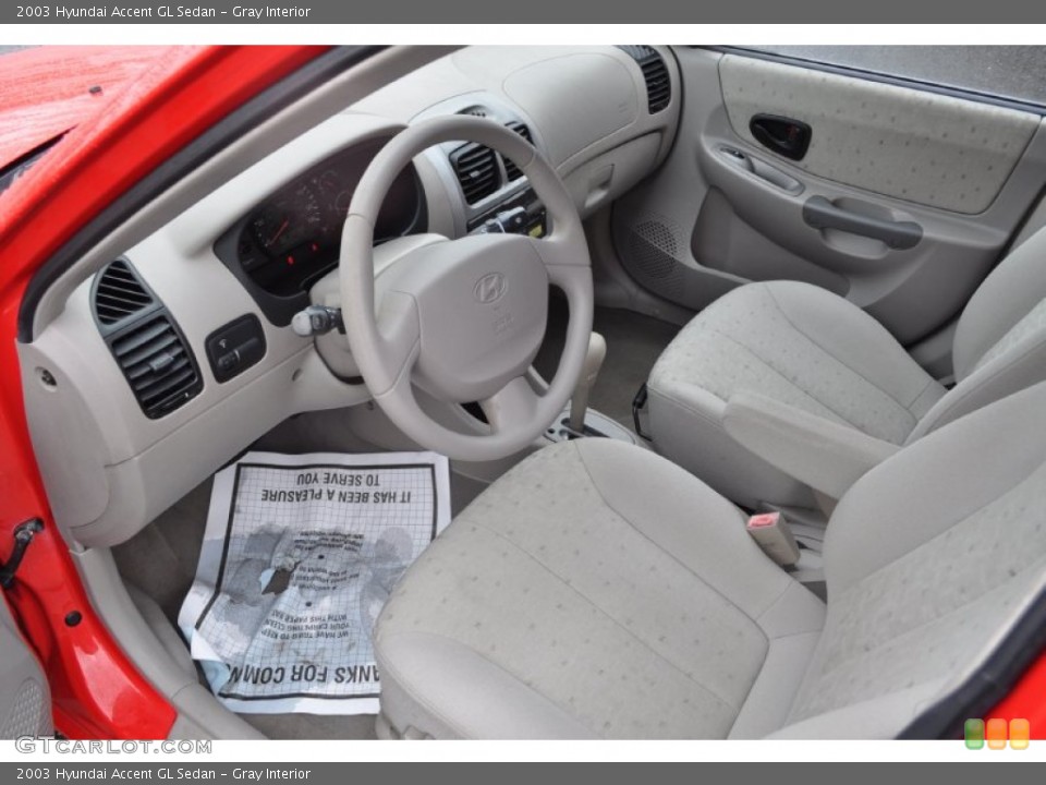 Gray Interior Photo for the 2003 Hyundai Accent GL Sedan #54169864