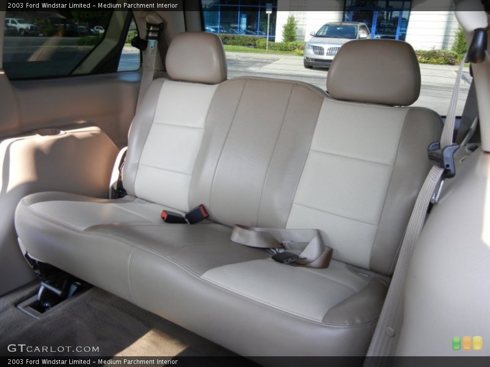 Medium Parchment Interior Photo for the 2003 Ford Windstar Limited #54170002