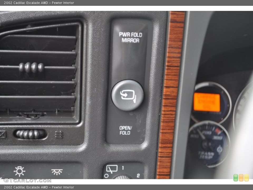 Pewter Interior Controls for the 2002 Cadillac Escalade AWD #54170587