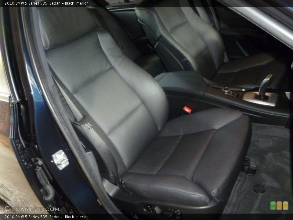 Black Interior Photo for the 2010 BMW 5 Series 535i Sedan #54171811