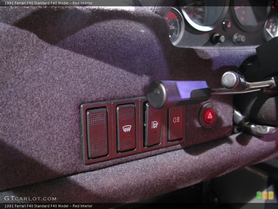 Red Interior Controls for the 1991 Ferrari F40  #541754