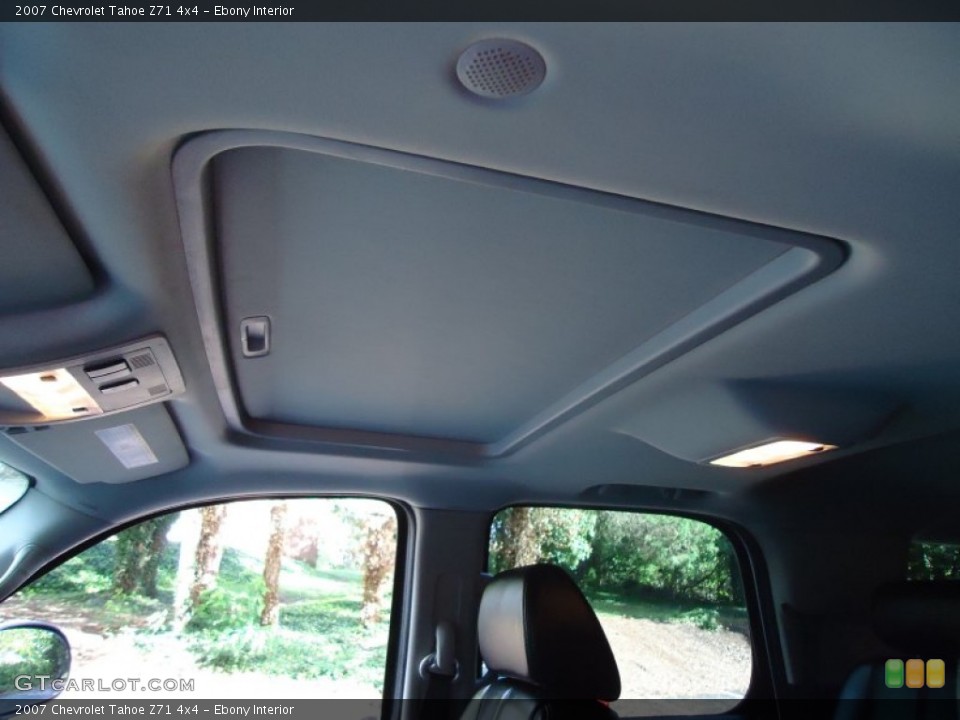 Ebony Interior Sunroof for the 2007 Chevrolet Tahoe Z71 4x4 #54179415