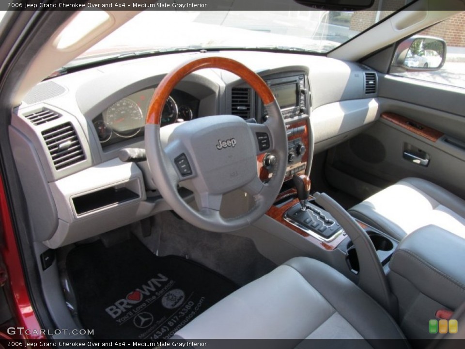 Medium Slate Gray Interior Photo for the 2006 Jeep Grand Cherokee Overland 4x4 #54180652
