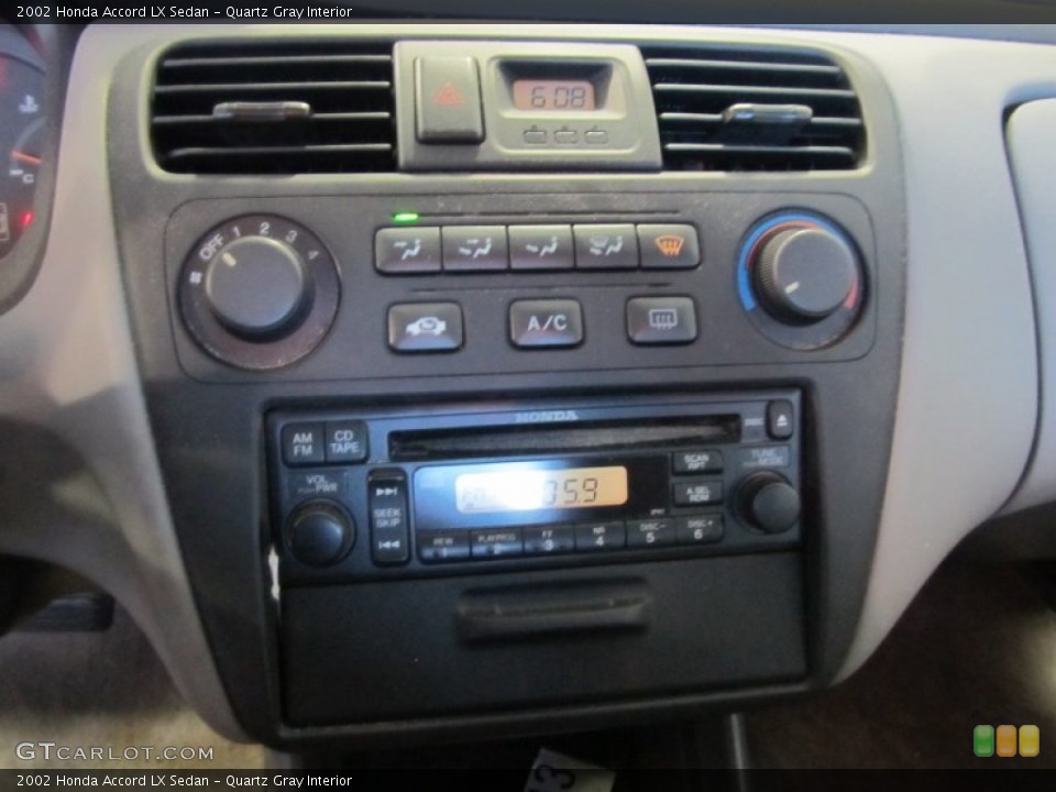 Quartz Gray Interior Controls for the 2002 Honda Accord LX Sedan #54184078