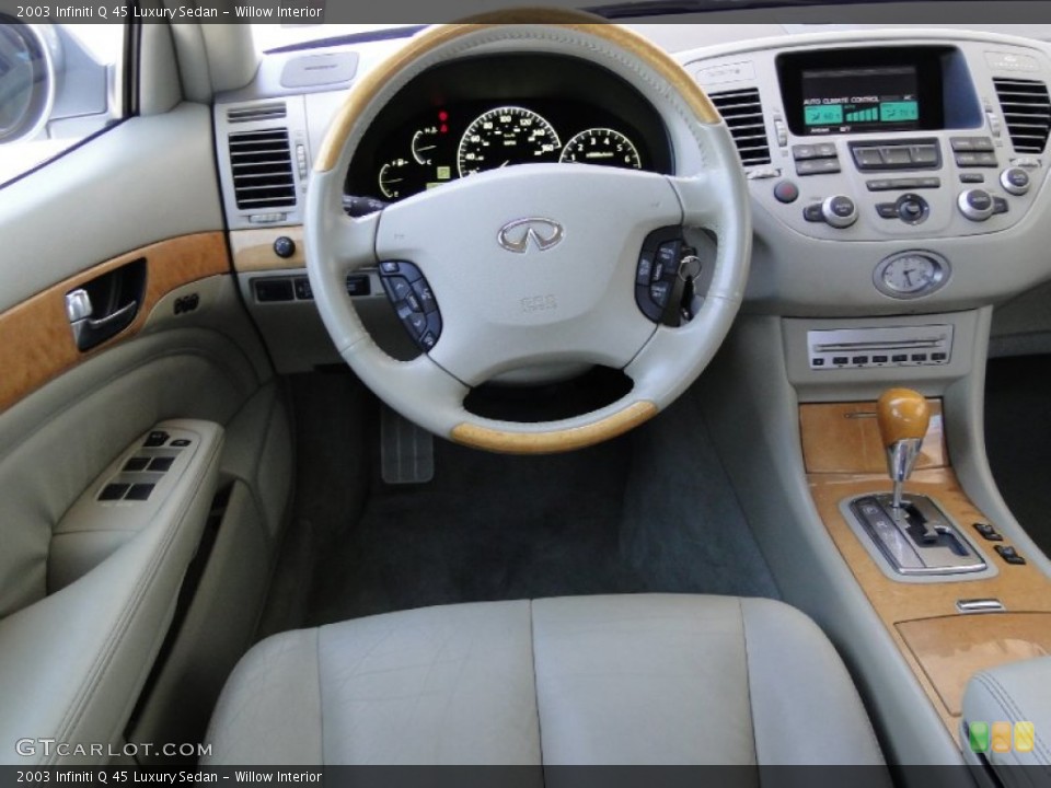 Willow Interior Dashboard for the 2003 Infiniti Q 45 Luxury Sedan #54186937