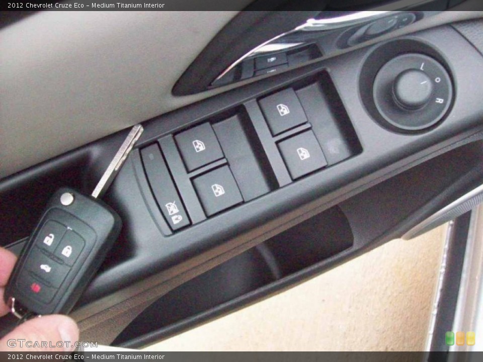 Medium Titanium Interior Controls for the 2012 Chevrolet Cruze Eco #54187288