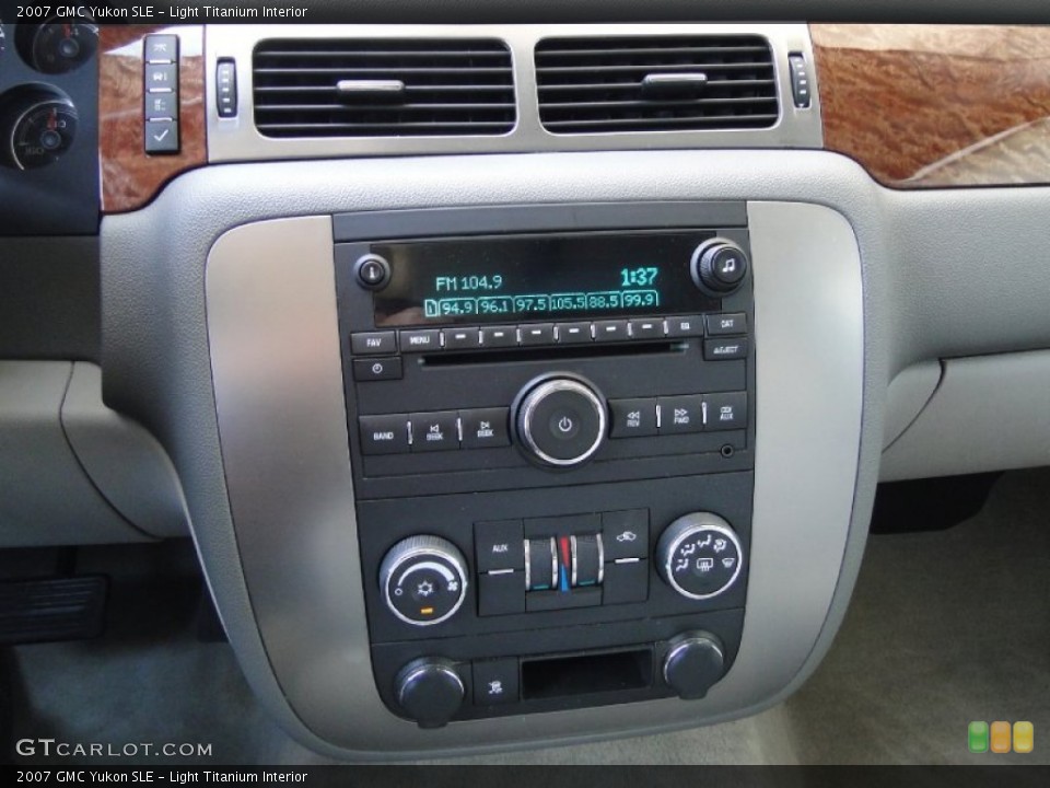 Light Titanium Interior Controls for the 2007 GMC Yukon SLE #54187316