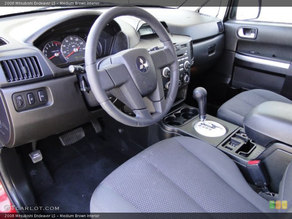 Medium Brown Interior Photo for the 2008 Mitsubishi Endeavor LS #54190285