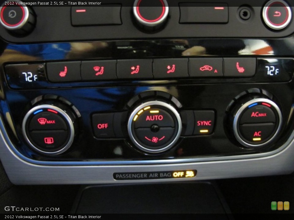 Titan Black Interior Controls for the 2012 Volkswagen Passat 2.5L SE #54192010