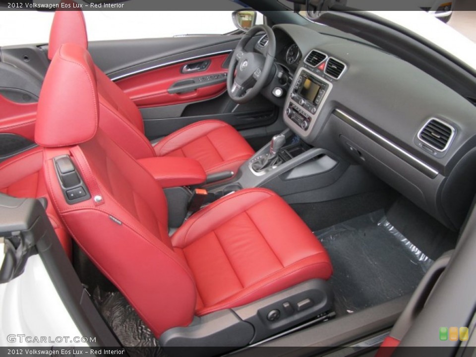 Red Interior Photo for the 2012 Volkswagen Eos Lux #54192072