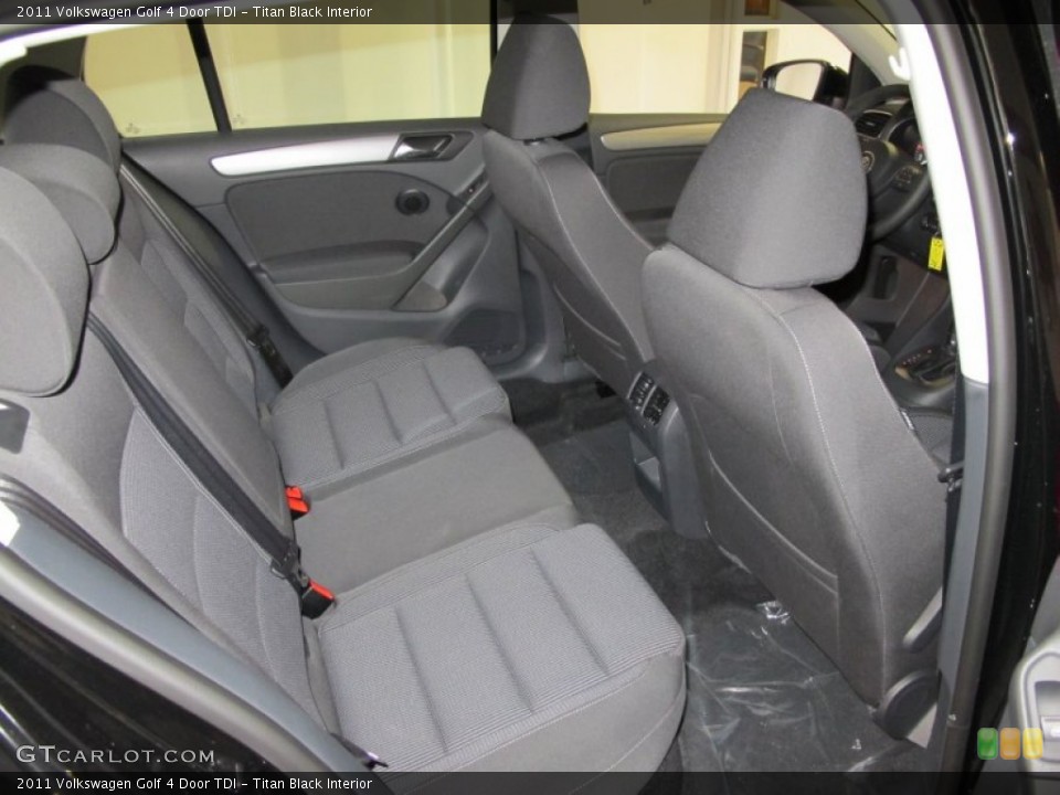Titan Black Interior Photo for the 2011 Volkswagen Golf 4 Door TDI #54193174