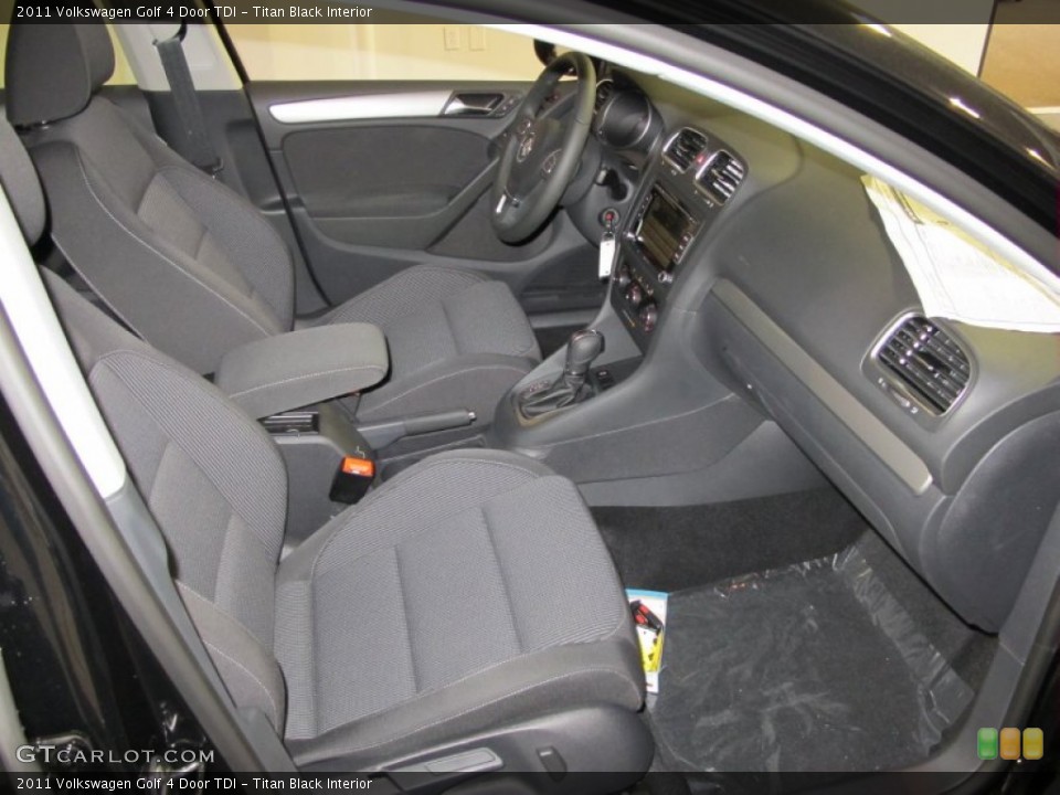 Titan Black Interior Photo for the 2011 Volkswagen Golf 4 Door TDI #54193186