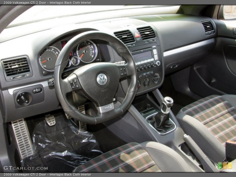 Interlagos Black Cloth Interior Photo for the 2009 Volkswagen GTI 2 Door #54194206
