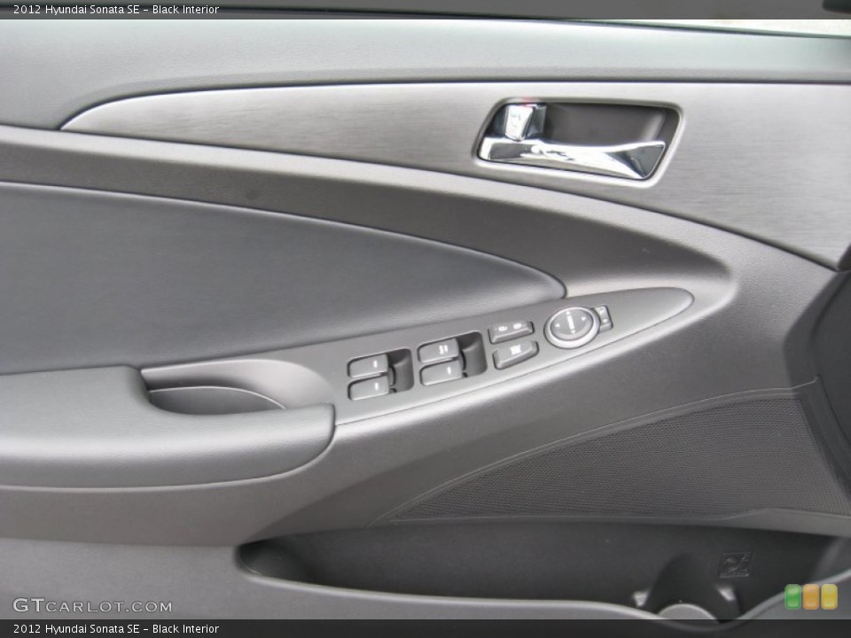 Black Interior Door Panel for the 2012 Hyundai Sonata SE #54211857