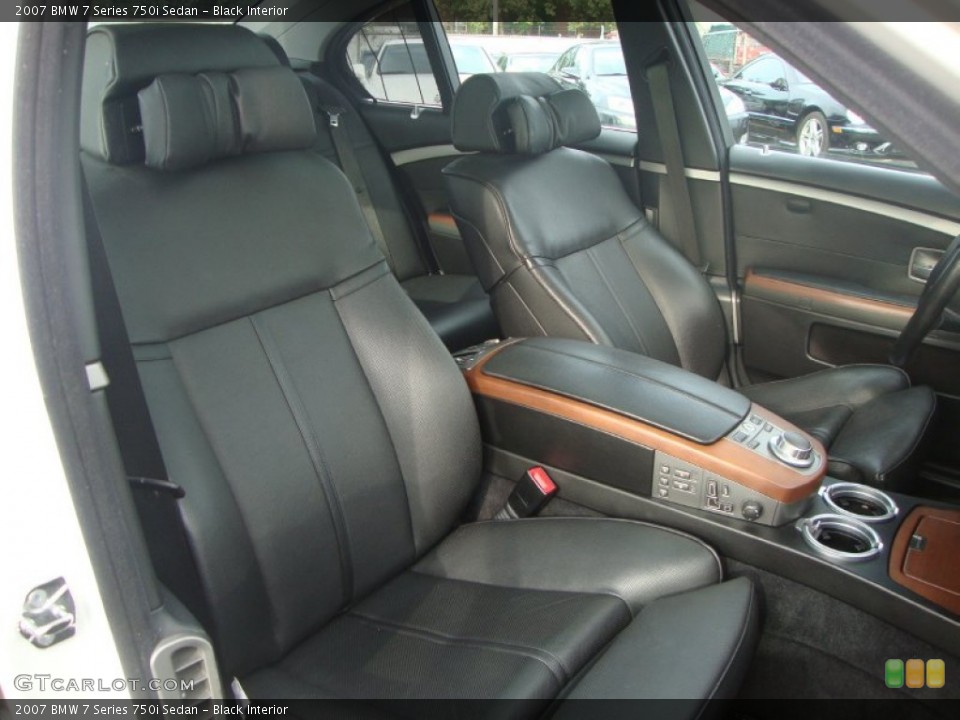 Black Interior Photo for the 2007 BMW 7 Series 750i Sedan #54213075
