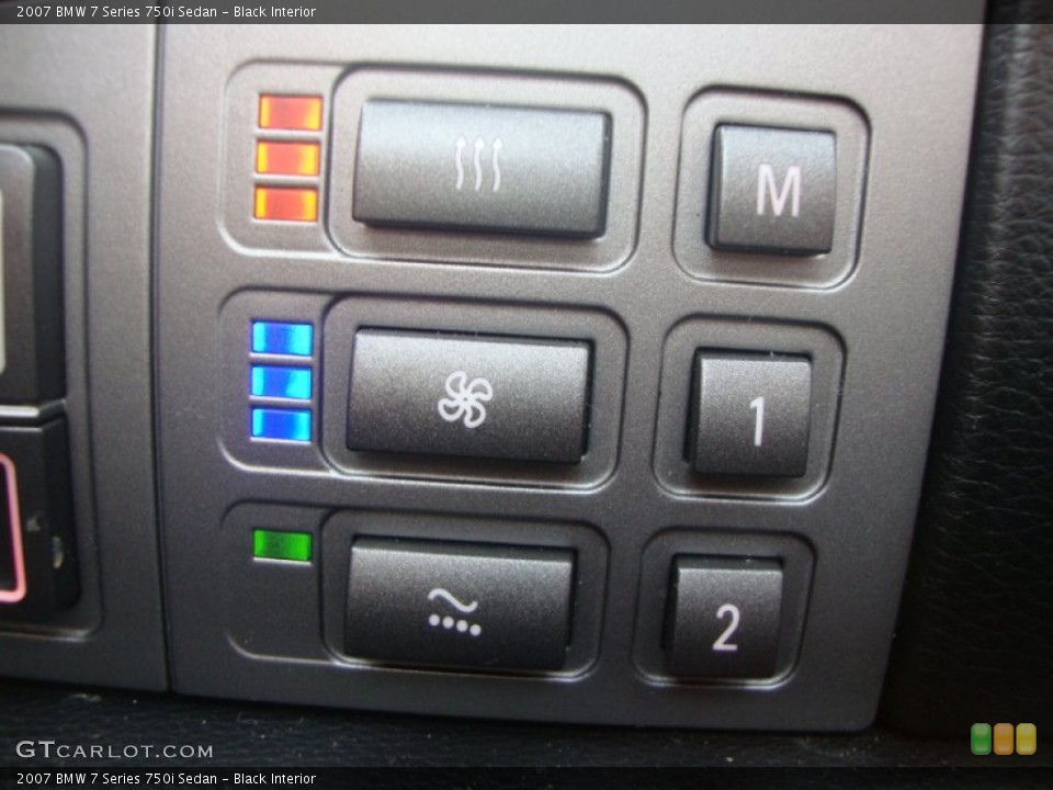 Black Interior Controls for the 2007 BMW 7 Series 750i Sedan #54213228