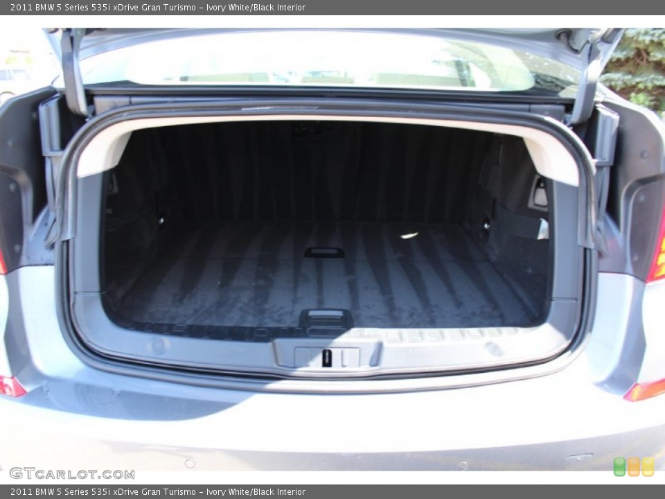 Ivory White/Black Interior Trunk for the 2011 BMW 5 Series 535i xDrive Gran Turismo #54216208