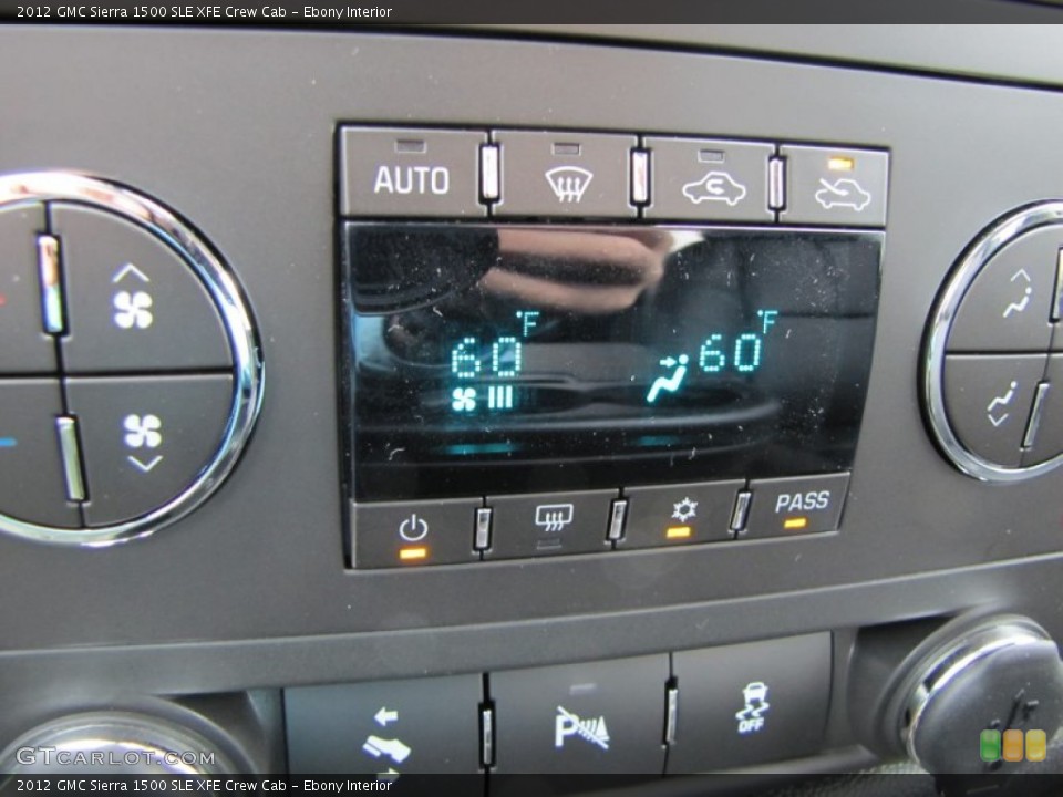 Ebony Interior Controls for the 2012 GMC Sierra 1500 SLE XFE Crew Cab #54217191