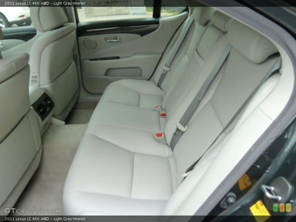 Light Gray Interior Photo for the 2011 Lexus LS 460 AWD #54220818