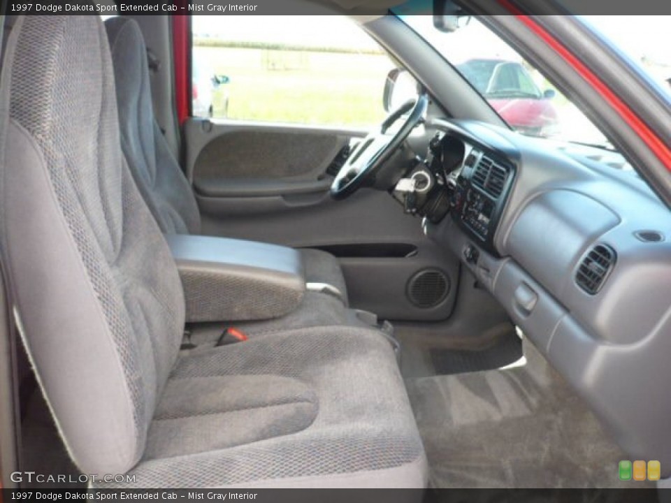 Mist Gray Interior Photo for the 1997 Dodge Dakota Sport Extended Cab #54226329