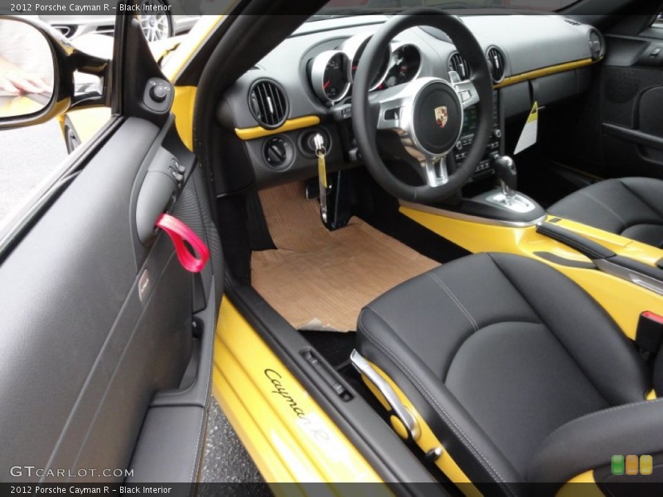 Black Interior Photo for the 2012 Porsche Cayman R #54226950