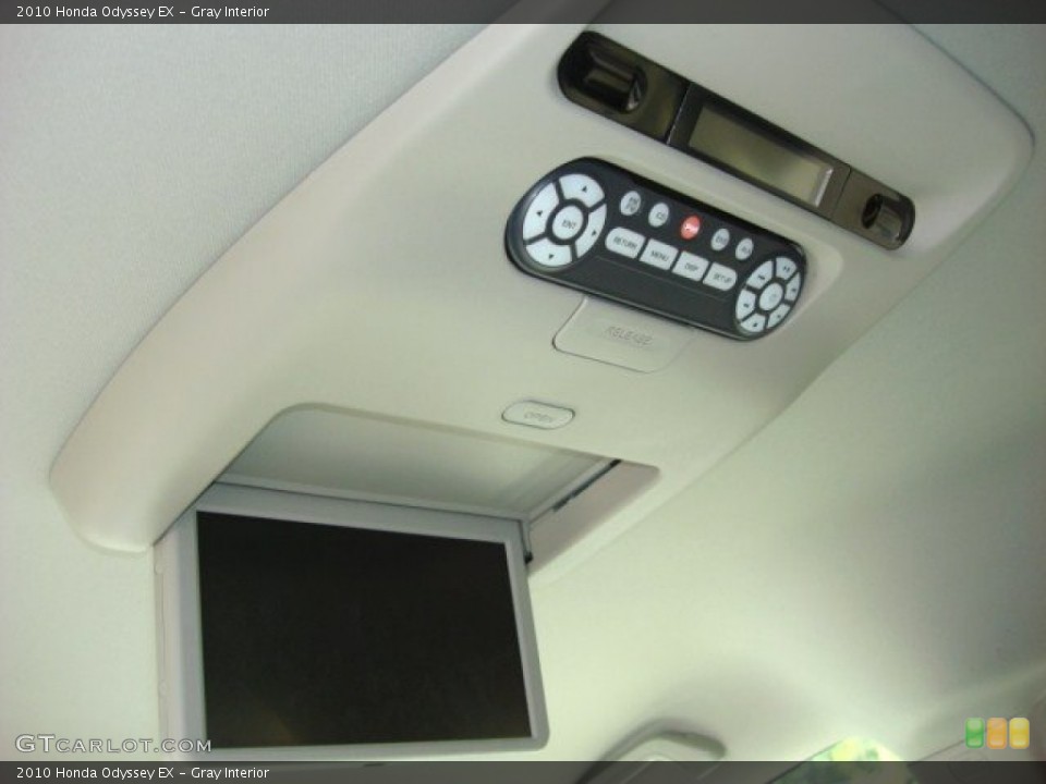 Gray Interior Controls for the 2010 Honda Odyssey EX #54228492