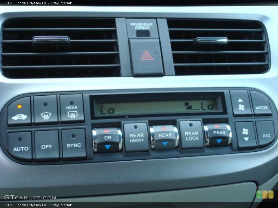 Gray Interior Controls for the 2010 Honda Odyssey EX #54228537