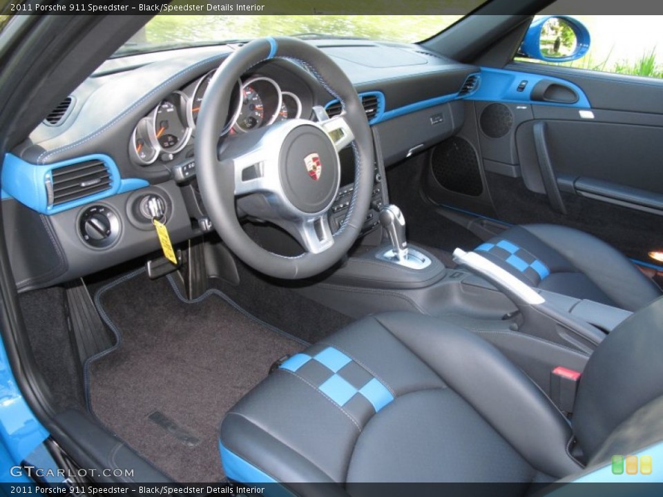 Black/Speedster Details Interior Photo for the 2011 Porsche 911 Speedster #54230883