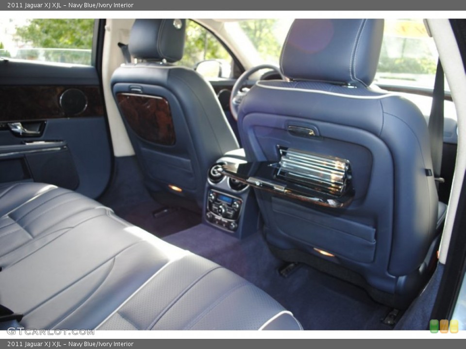 Navy Blue/Ivory Interior Photo for the 2011 Jaguar XJ XJL #54234912