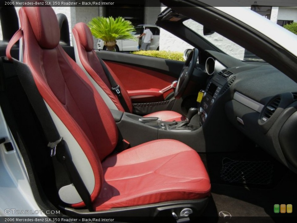 Black/Red Interior Photo for the 2006 Mercedes-Benz SLK 350 Roadster #54236835