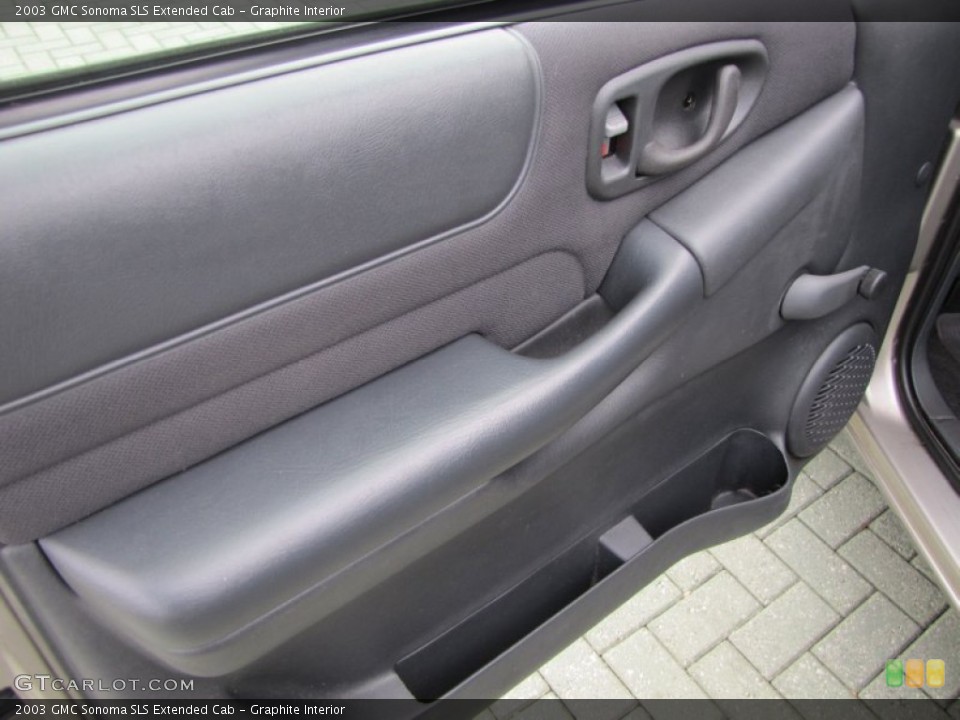 Graphite Interior Door Panel for the 2003 GMC Sonoma SLS Extended Cab #54242726