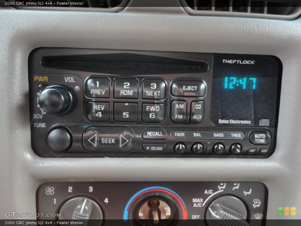Pewter Interior Audio System for the 2000 GMC Jimmy SLS 4x4 #54245597