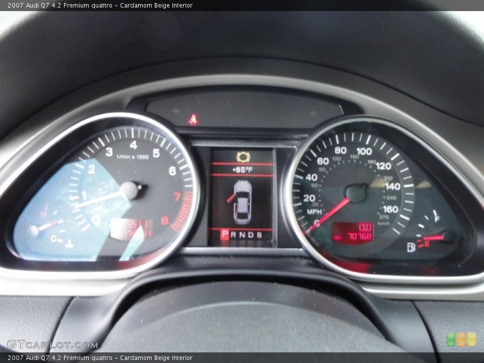 Cardamom Beige Interior Gauges for the 2007 Audi Q7 4.2 Premium quattro #54246503