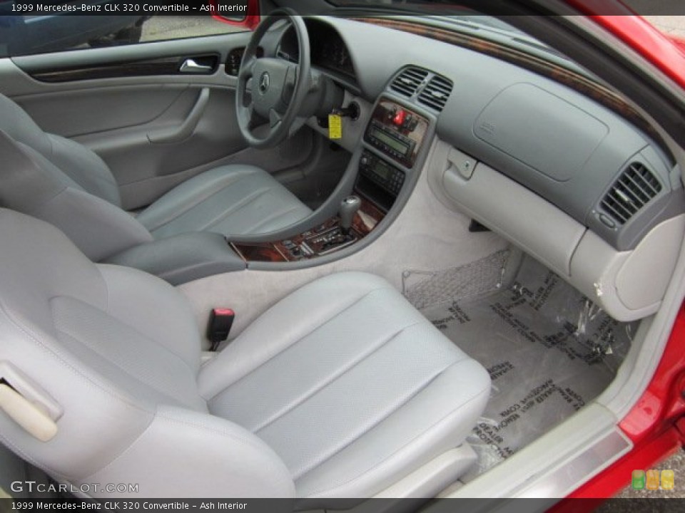 Ash Interior Photo for the 1999 Mercedes-Benz CLK 320 Convertible #54250426