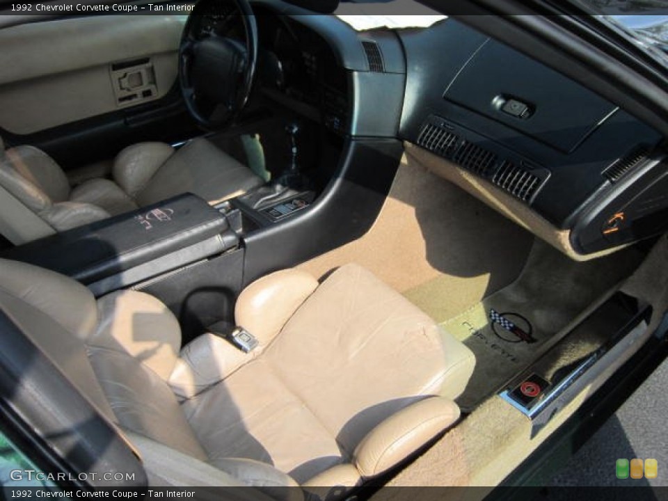 Tan Interior Photo for the 1992 Chevrolet Corvette Coupe #54251312