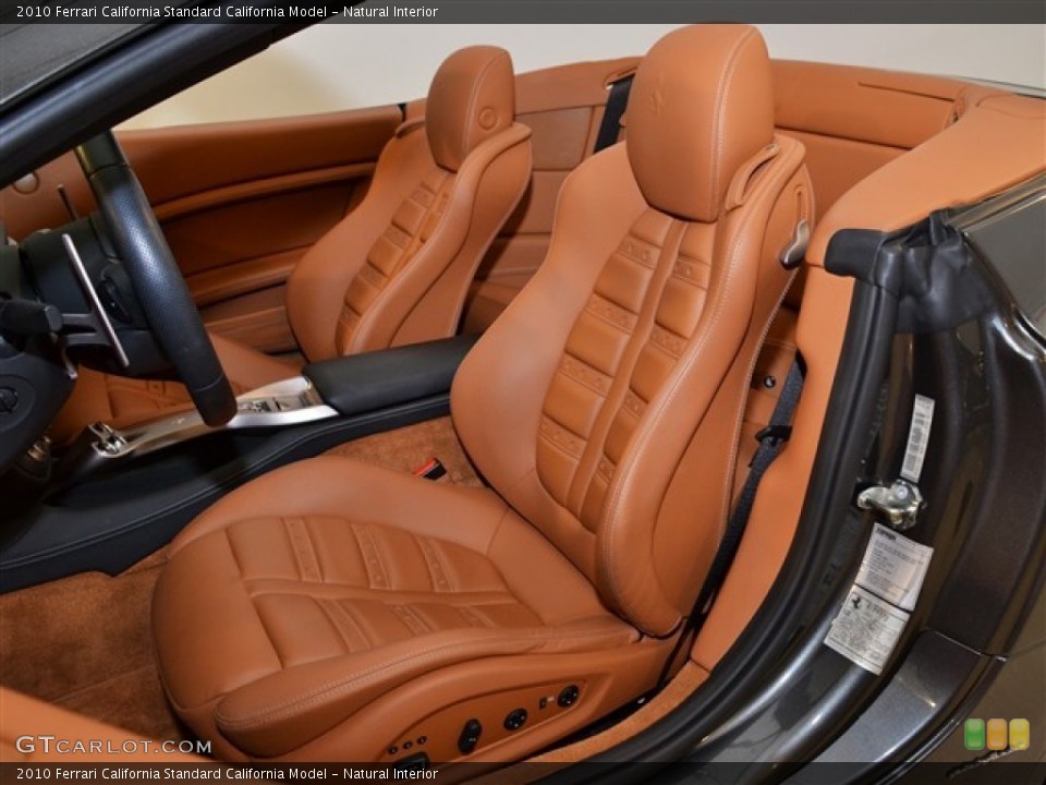 Natural Interior Photo for the 2010 Ferrari California  #54251696