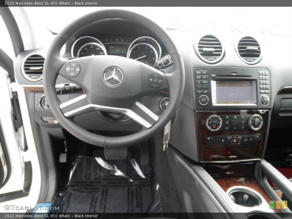 Black Interior Dashboard for the 2012 Mercedes-Benz GL 450 4Matic #54255716