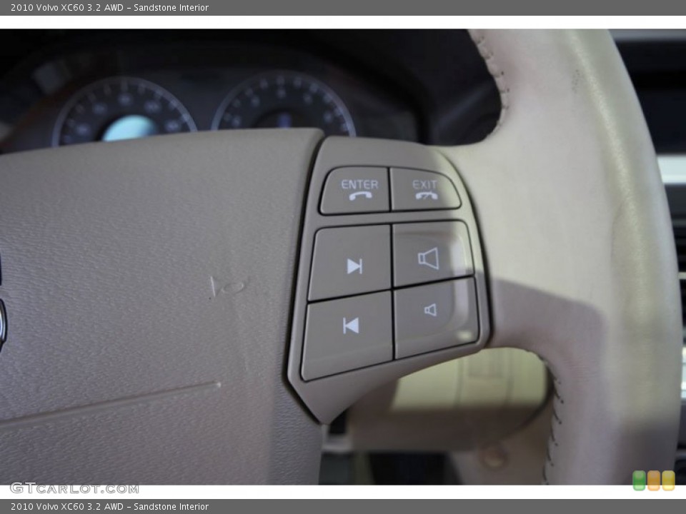 Sandstone Interior Controls for the 2010 Volvo XC60 3.2 AWD #54264947