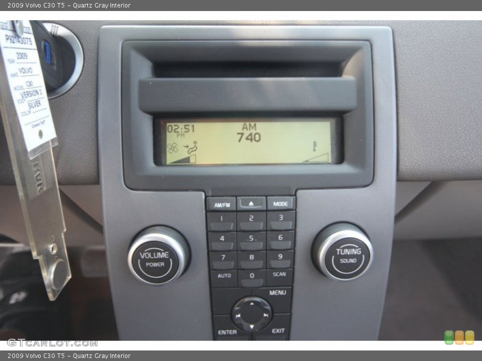 Quartz Gray Interior Audio System for the 2009 Volvo C30 T5 #54265256