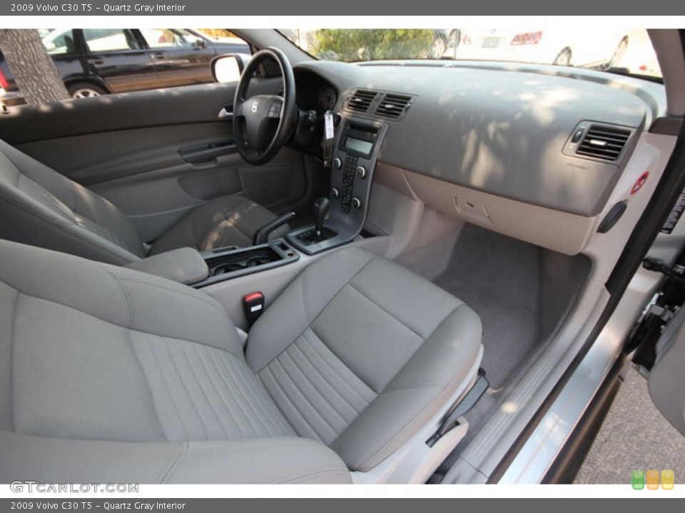 Quartz Gray Interior Photo for the 2009 Volvo C30 T5 #54265331