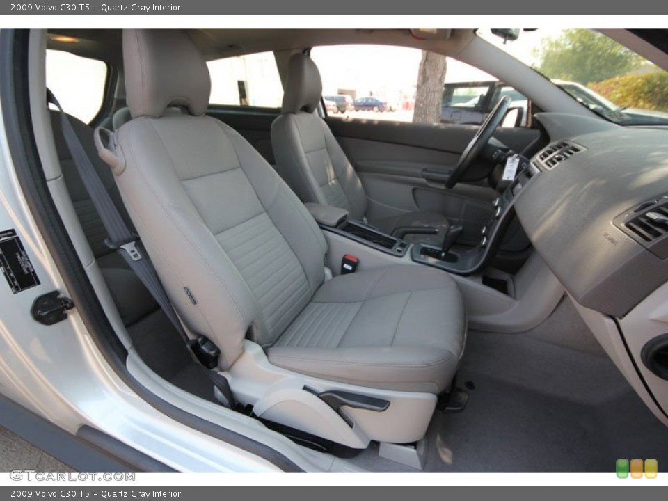 Quartz Gray Interior Photo for the 2009 Volvo C30 T5 #54265340