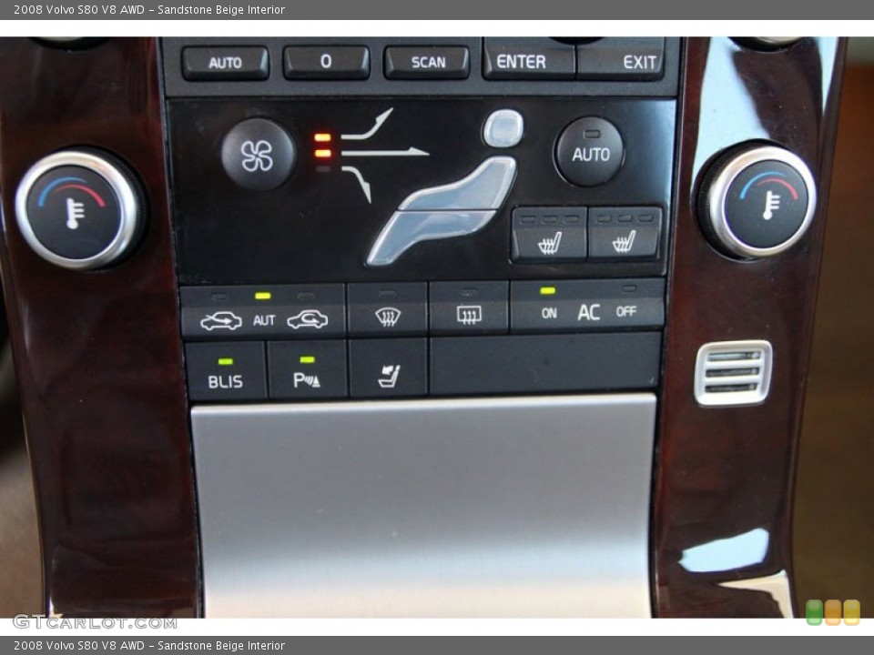 Sandstone Beige Interior Controls for the 2008 Volvo S80 V8 AWD #54266730